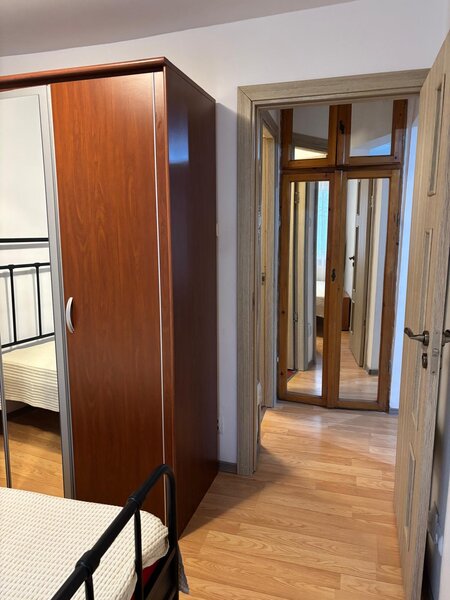 Vitan Bobocica proprietar, cochet, curat, costuri foarte mici, liniste