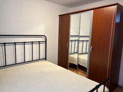 Vitan Bobocica proprietar, cochet, curat, costuri foarte mici, liniste